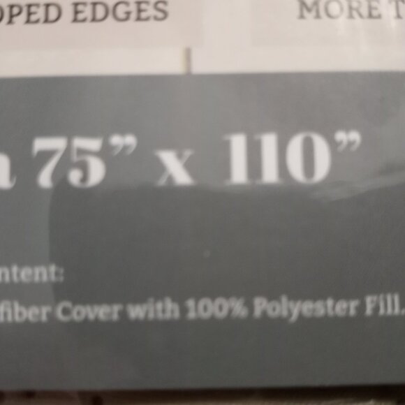 Sofa Protecter Dual Sided Scalloped Edged New In Bag - Picture 11 of 12